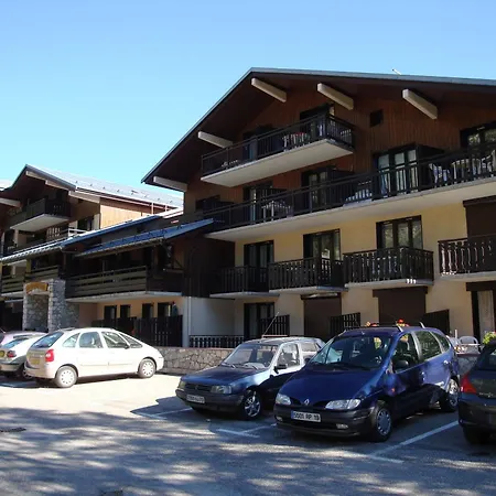 Rénové Avec Grande Terrasse Ensoleillée - Fr-1-464-2 Apartamento